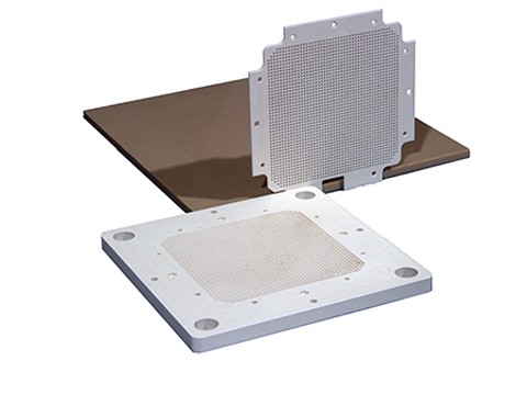 PEEK在半导体晶圆制造过程中的具体作用是什么？