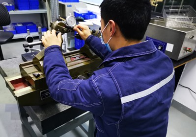 轴类齿轮类跳动仪